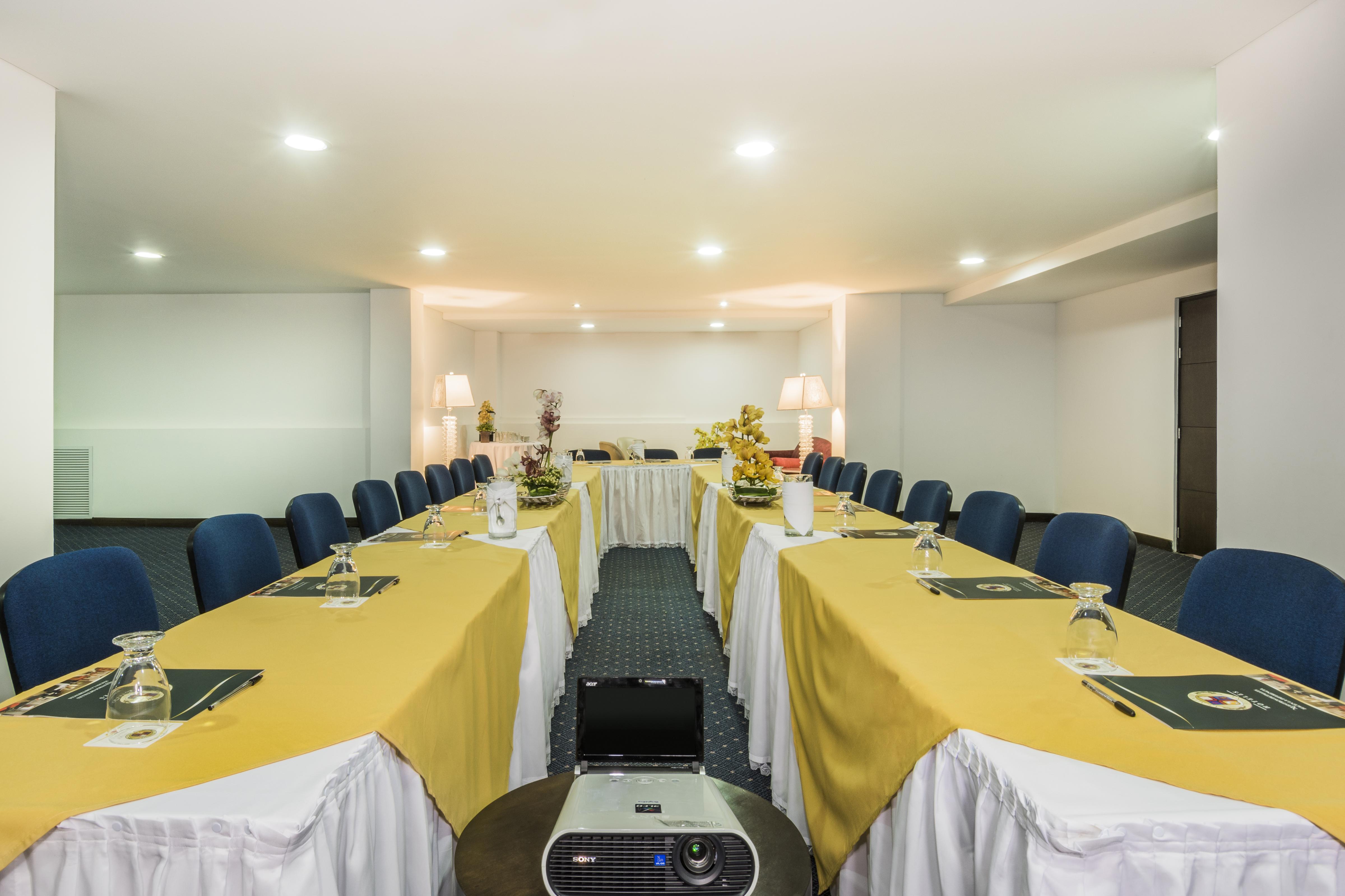 Hotel Egina Medellin Luaran gambar